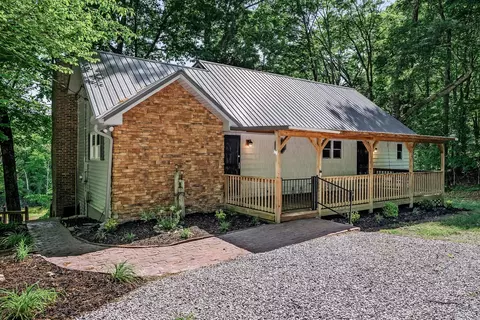 Exterior - 146 Chandler Rd, Doyle, TN 38559 photo 1 of 9