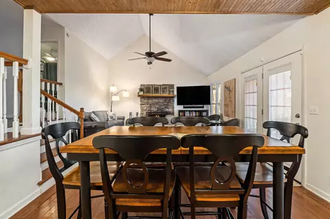 Dining - 146 Chandler Rd, Doyle, TN 38559 photo 2 of 3
