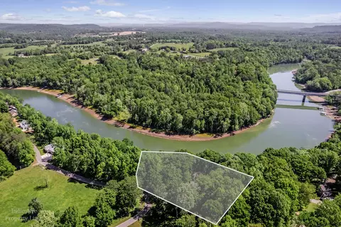 View/Area - 146 Chandler Rd, Doyle, TN 38559 photo 7 of 13