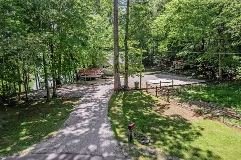 Exterior - 146 Chandler Rd, Doyle, TN 38559 photo 5 of 9