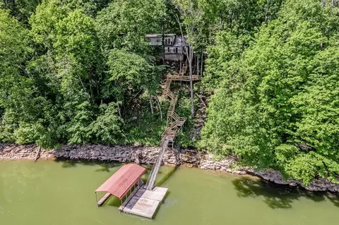 View/Area - 146 Chandler Rd, Doyle, TN 38559 photo 2 of 13