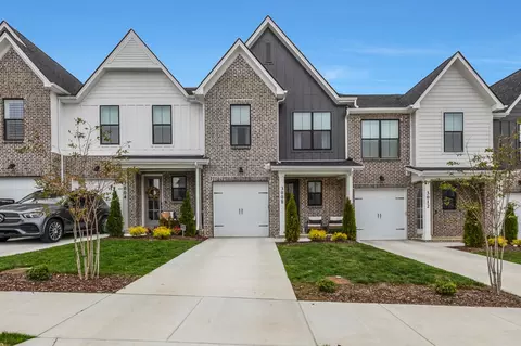 3008 Inman Dr, Thompsons Station, TN 37179