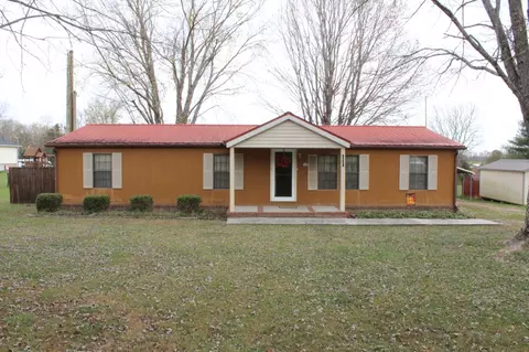 6831 Lollar Rd, Baxter, TN 38544 photo 1