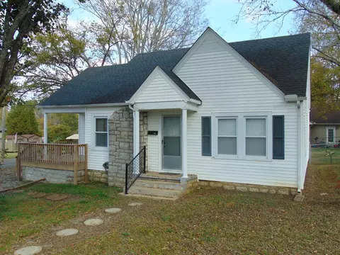 203 6th Ave S, Lewisburg, TN 37091