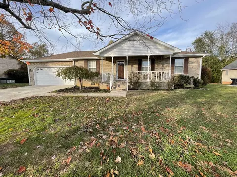 117 Point Dr, Tullahoma, TN 37388