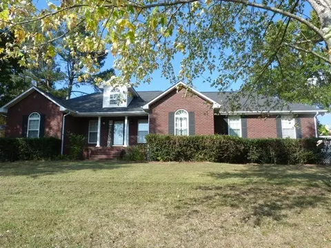 1073 New Center Church Rd, Shelbyville, TN 37160