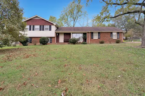 1252 Shawnee Rd, Madison, TN 37115