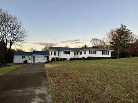 1409 Grays Chapel Rd, Southside, TN 37171