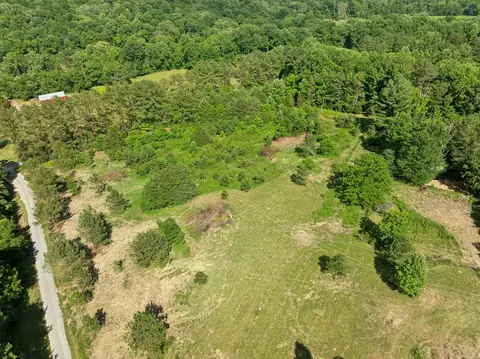 2210 Garners Creek Rd # B, Dickson, TN 37055