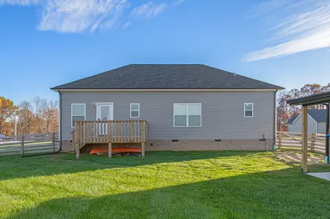 Exterior - 1419 Ridge Rd, Dickson, TN 37055 photo 8 of 13