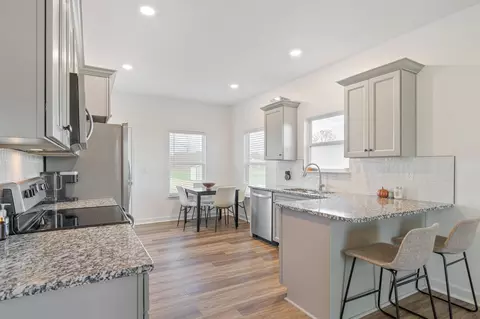 Kitchen - 1419 Ridge Rd, Dickson, TN 37055 photo 3 of 6