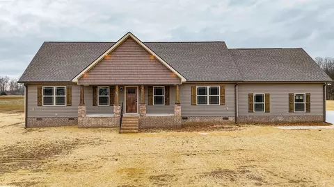 8433 Lynchburg Rd, Winchester, TN 37398