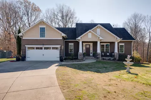 3740 Gregory Rd, Springfield, TN 37172