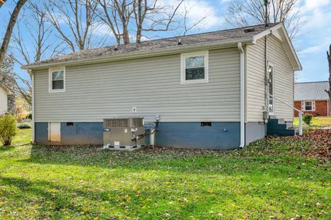 Exterior - 114 June Dr, Dickson, TN 37055 photo 10 of 13