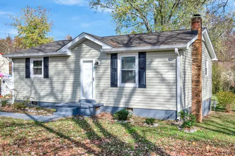 Exterior - 114 June Dr, Dickson, TN 37055 photo 5 of 13