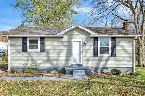 Exterior - 114 June Dr, Dickson, TN 37055 photo 7 of 13