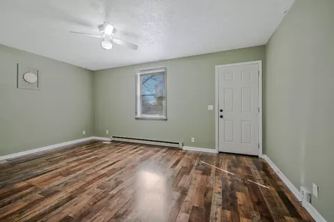 Living - 114 June Dr, Dickson, TN 37055 photo 1 of 3