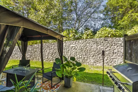 417 Waterbrook Dr, Mount Juliet, TN 37122