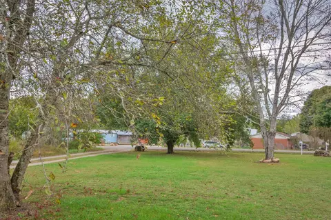 388 Cartwright Loop, Whitwell, TN 37397 photo 3