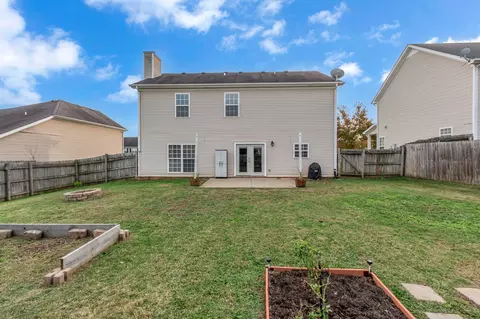Exterior - 4027 Sequoia Trl, Spring Hill, TN 37174 photo 7 of 8