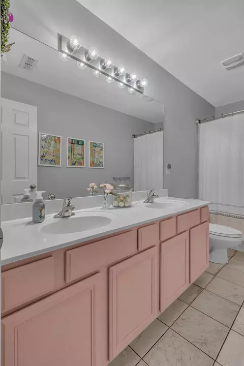 Bath - 4027 Sequoia Trl, Spring Hill, TN 37174 photo 6 of 6