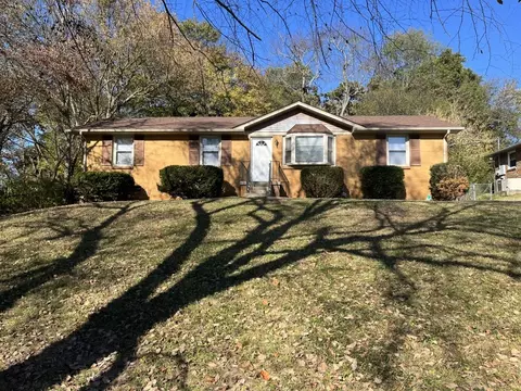 111 Joy Dr, Clarksville, TN 37043
