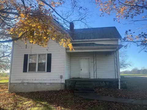 5178 E Robertson Rd, Cross Plains, TN 37049