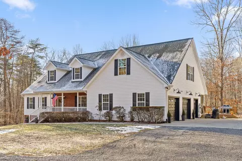 3018 Poe Rd, Soddy Daisy, TN 37379