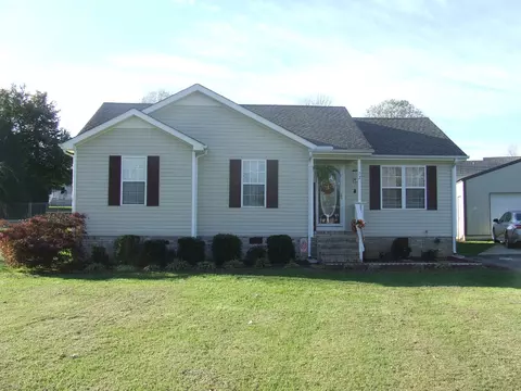 72 Applegate Rdg, Mcminnville, TN 37110