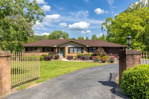1919 Dug Gap Rd, Dalton, GA 30720