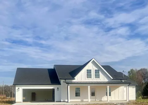 125 Thompson Ln, Shelbyville, TN 37160