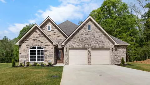 433 Blackjack Oak Ct, Clarksville, TN 37043