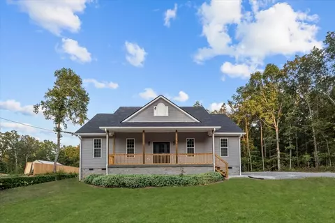 427 Ski St, Hohenwald, TN 38462