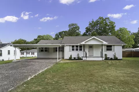 1232 S Seminole Dr, Chattanooga, TN 37412