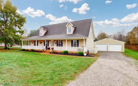 4062 Lunns Store Rd, Lewisburg, TN 37091