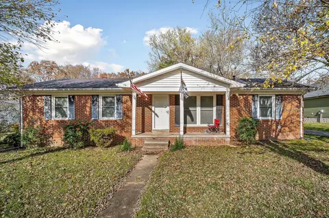 822 Smith Rd, Smithville, TN 37166