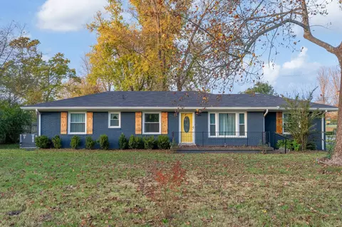 204 Joslin Ave, Gallatin, TN 37066