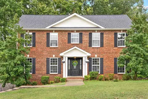 712 Forrest Cove Ct, Clarksville, TN 37040