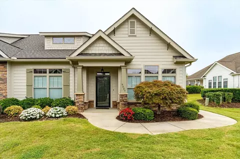 9664 Collier Pl, Ooltewah, TN 37363