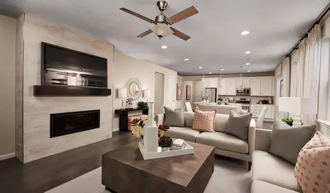 Living - 606 Maple Bend Alexandrite, Dickson, TN 37055 photo 2 of 3