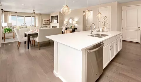 Kitchen - 606 Maple Bend Alexandrite, Dickson, TN 37055 photo 2 of 2