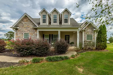 261 Roy Bird Rd, Rock Spring, GA 30739