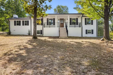 7015 Luke Ln, Ooltewah, TN 37363
