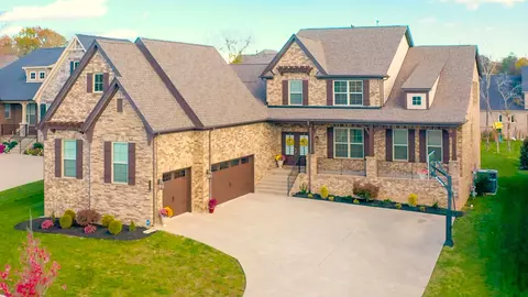 1298 Craigleigh Dr, Nolensville, TN 37135