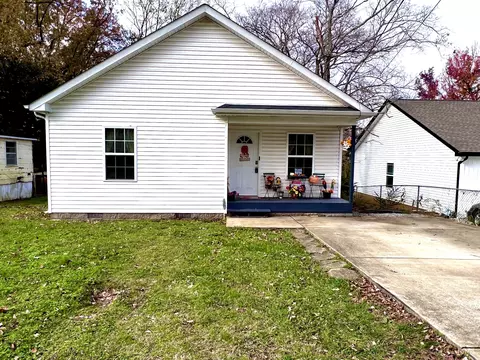601 Smith St, Springfield, TN 37172 photo 1