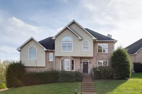 7177 Forrest Oaks Dr, Nashville, TN 37221