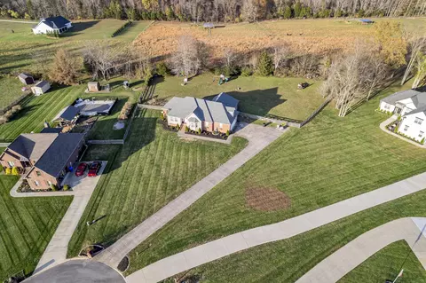 65 Tulip Ct, Castalian Springs, TN 37031