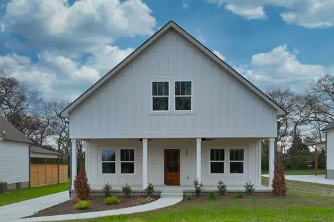 105 Cages Rd, Hendersonville, TN 37075