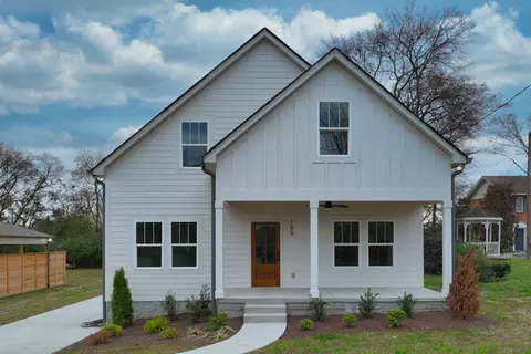 109 Cages Rd, Hendersonville, TN 37075