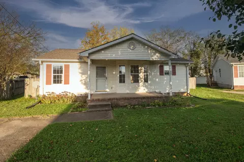 611 N Greenwood Ext, Lebanon, TN 37087